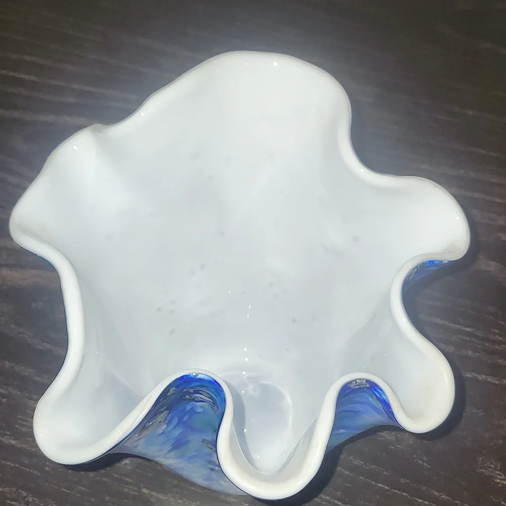 Alicja Poland Fluted Art Glass Handkerchief Vase Blue Silver